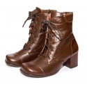 Bota Coturno  em couro salto quadrado  Chocolate