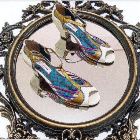 Sandalia Off white / Metalizada / Azul